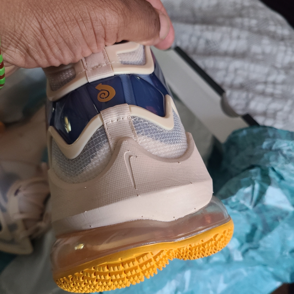 Lebron Men's Sneakers